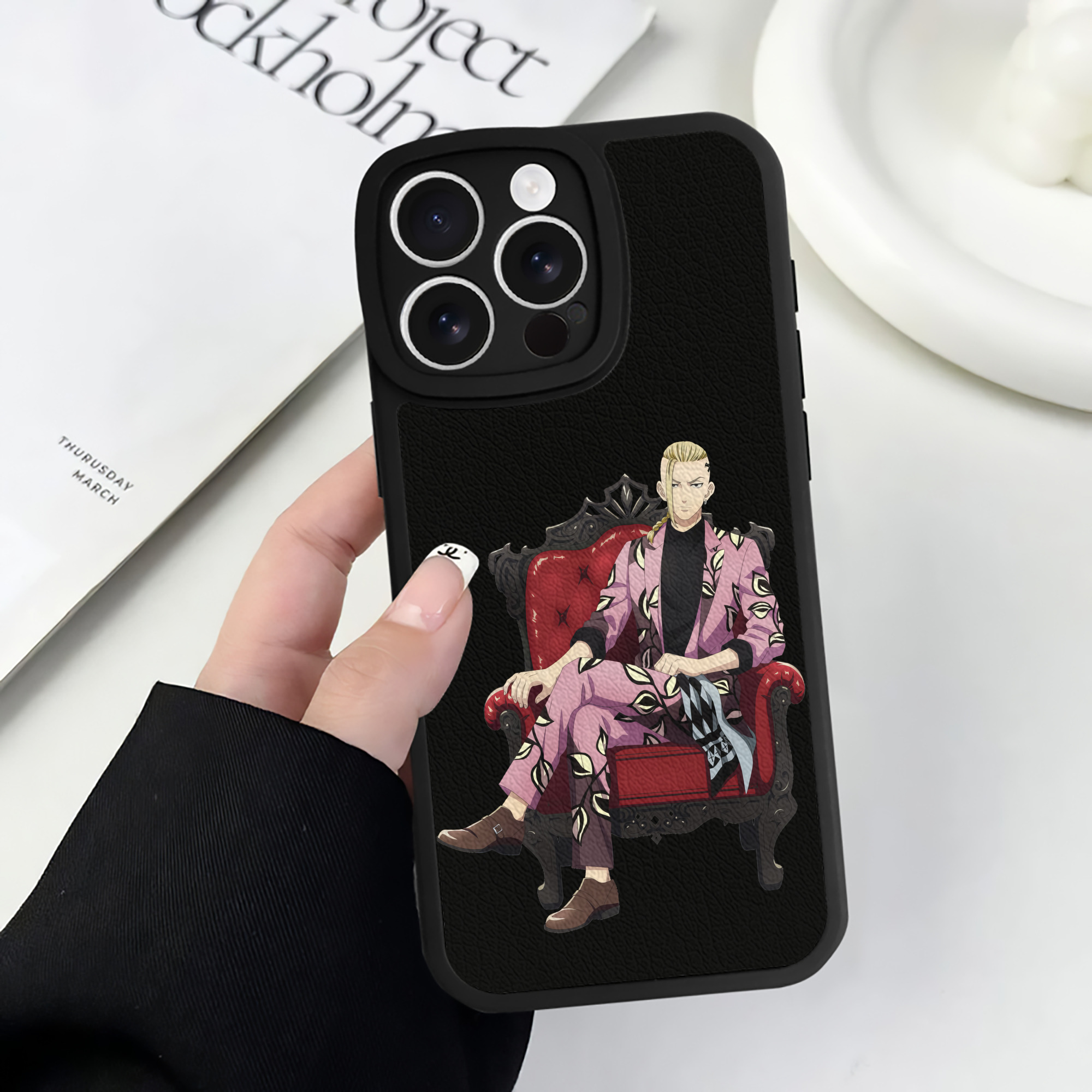 （画像用） 東京リベンジャーズ Tokyo Revengers 【iPhone 16シリーズ対応】シリコンスマホケース（レザー調） 材質：シリコン